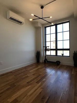 Rented by City Vista Inc | media 32