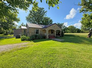 572 Main St, Pleasant Plains, AR 72568