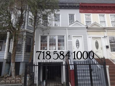 1274 Findlay Ave, Bronx, NY, 10456