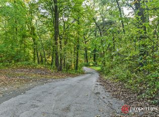 54 West Rd, Dune Acres, IN 46304