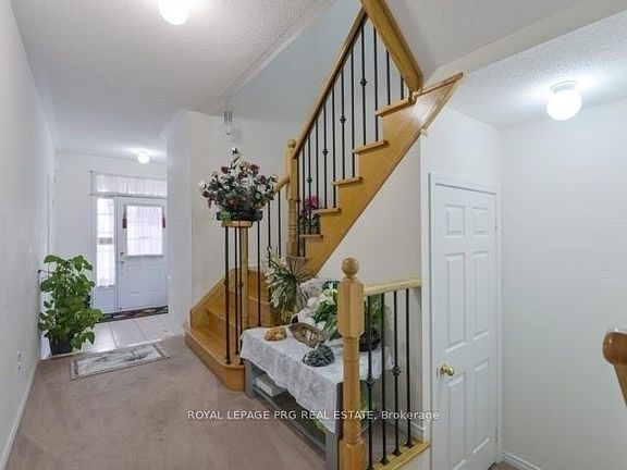 5th image of 41 Unionville Cres