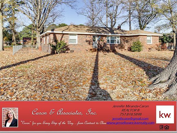 3rd image of 4953 Briarwood Ln