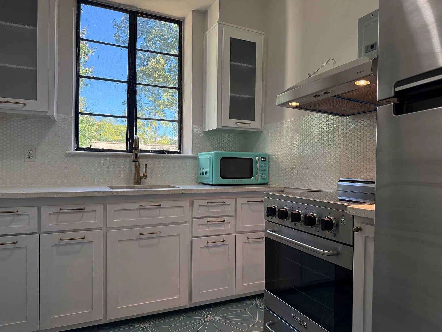 1 bed, 560 sqft, $1,395 — Photo 3