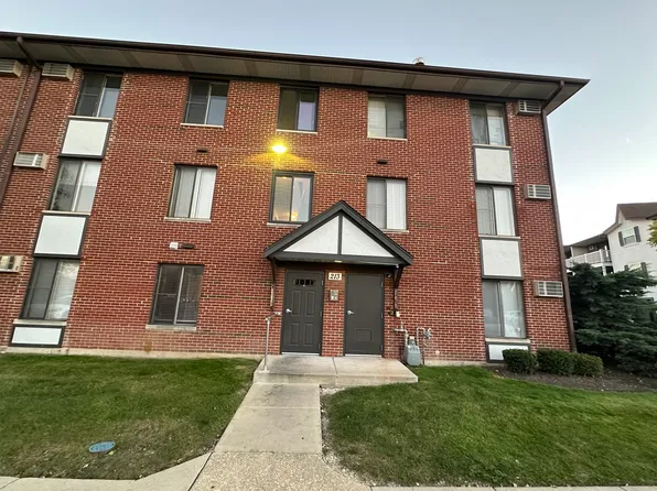 213 Gregory St APT 10, Aurora, IL 60504