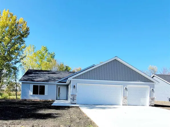 55 Balsam Ln, Madison Lake, MN 56063