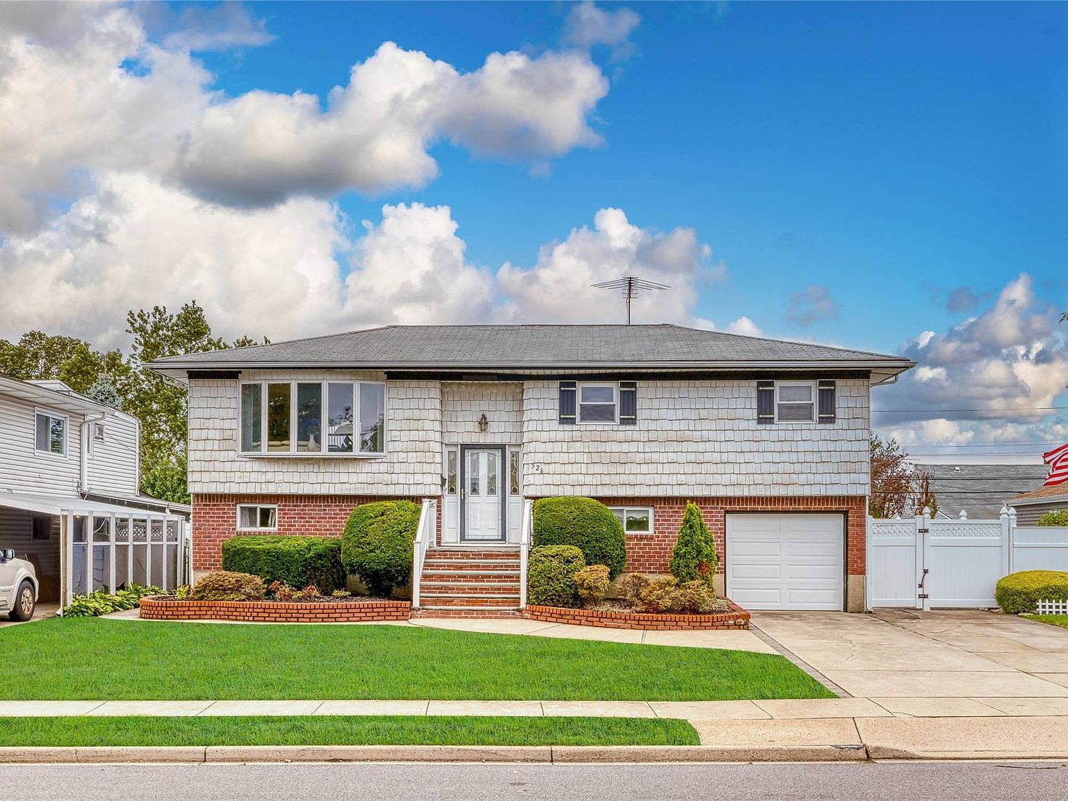 526 Sand Hill Road, Wantagh, NY 11793 Zillow