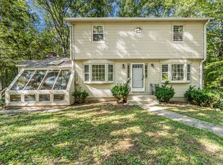 15 Elm Rd, Tolland, CT 06084