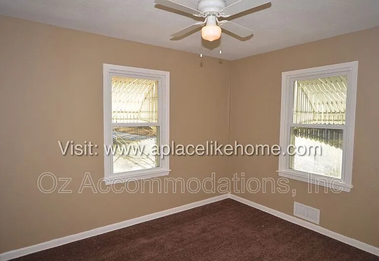 9811 Marsh Ave — Photo 9