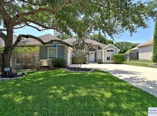 2122 N Ranch Estates Blvd, New Braunfels, TX 78130