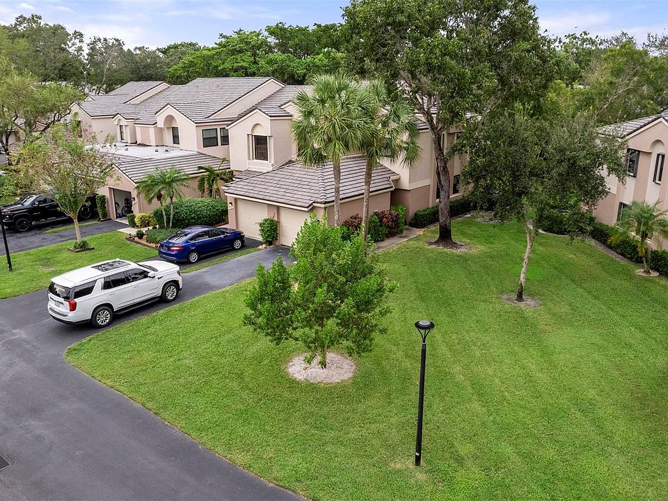 1st image of 79 NW 98th Terrace