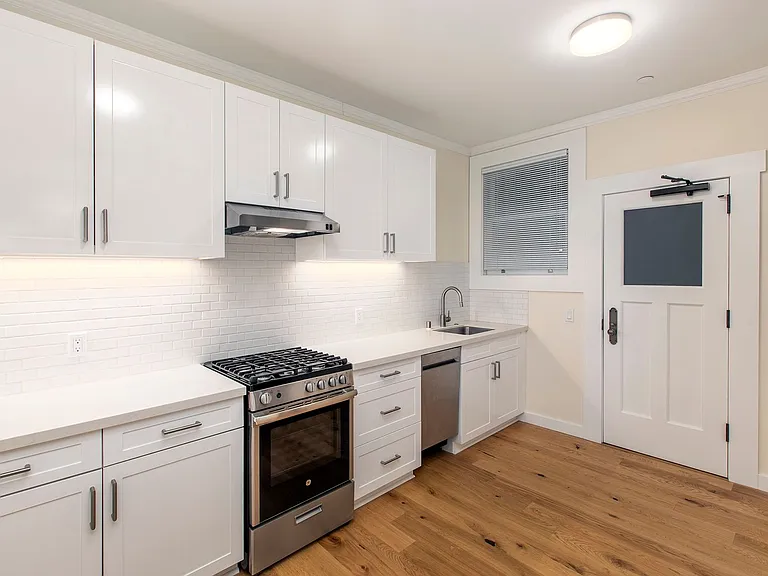 3525 17th St #911R — Photo 1