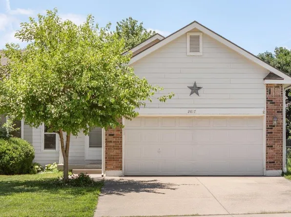 2817 Crestline Dr, Lawrence, KS 66047