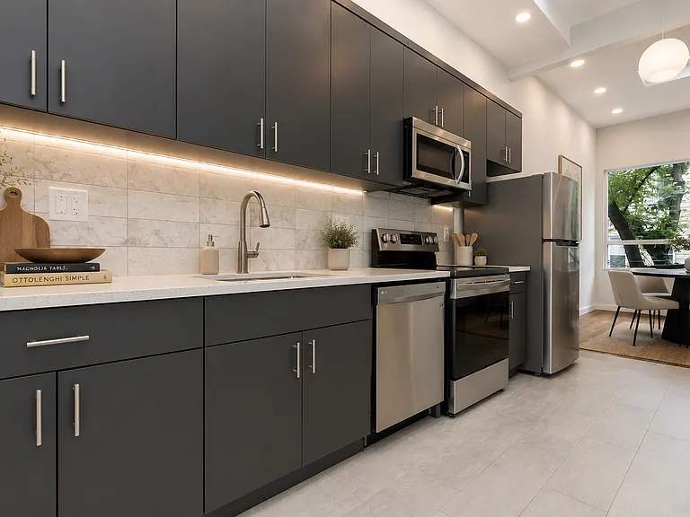 1628 Summerfield St #2B — Photo 1