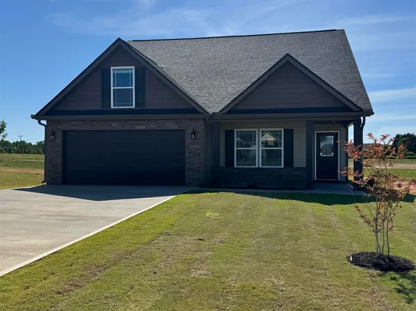 111 Crooked Tree Dr, Gaffney, SC 29341