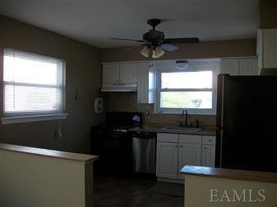 4th image of 36 Elissa Ln