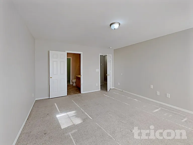 4628 Meadowfield Rd — Photo 8