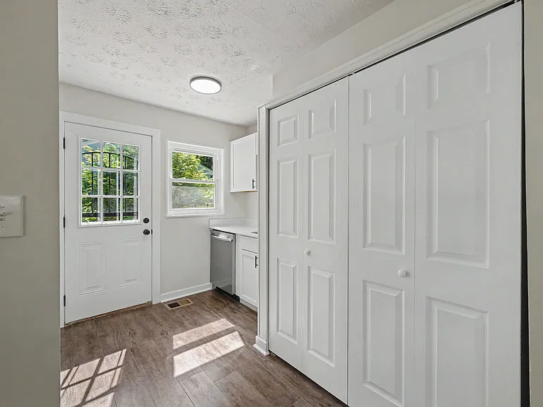 4460 Curundu Ave — Photo 17