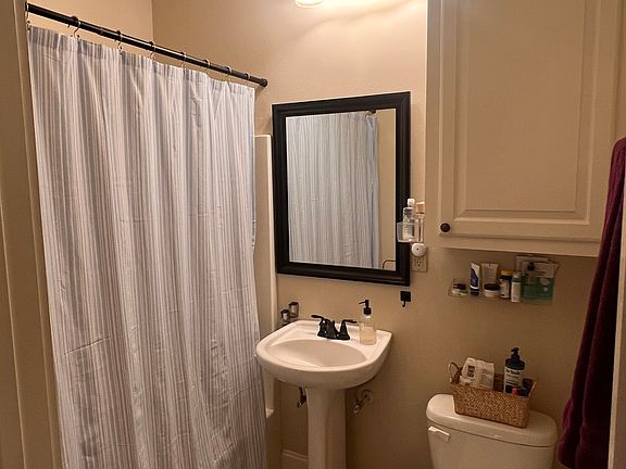 4th image of 3259 Carlotta St APT 2