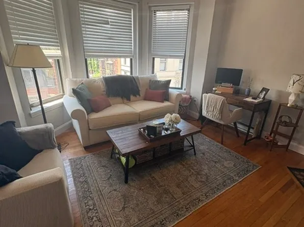 46 Hereford St APT 4F, Boston, MA 02115