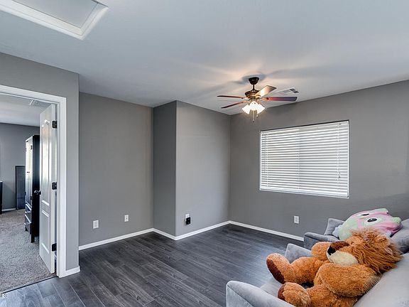 4th image of 3660 E Parkview Dr