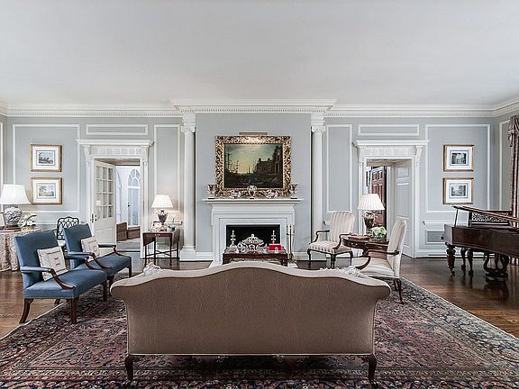 Elegant east wing living rm