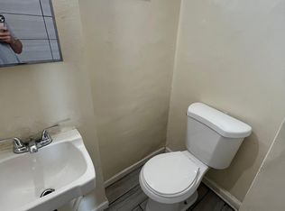 733 Burns St #2F, Cincinnati, OH 45204