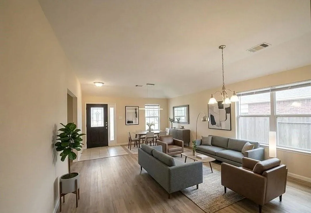 3 bed, 2.0 bath, 2054 sqft, $1,950 — Photo 4