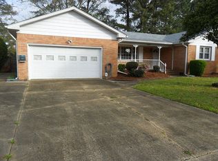 1049 Miles Standish Rd, Virginia Beach, VA 23455