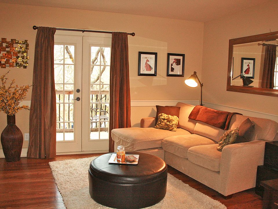 1st image of 4508 Holly St APT 3S