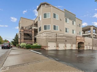 15325 NW Central Dr UNIT 213, Portland, OR 97229