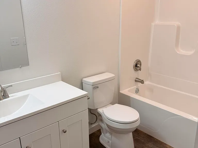 211 W Sunrise St #A — Photo 10