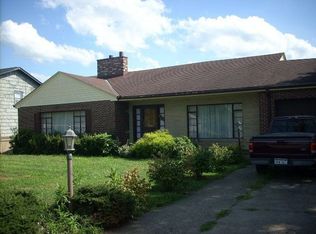 5255 W Pea Ridge Rd, Huntington, WV 25705