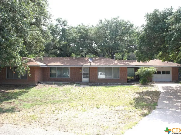 44 Oakmont Cir, Morgans Pt Resort, TX 76513