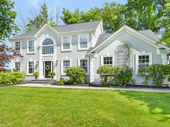 11 Violet Trl, Lafayette Twp., NJ 07848