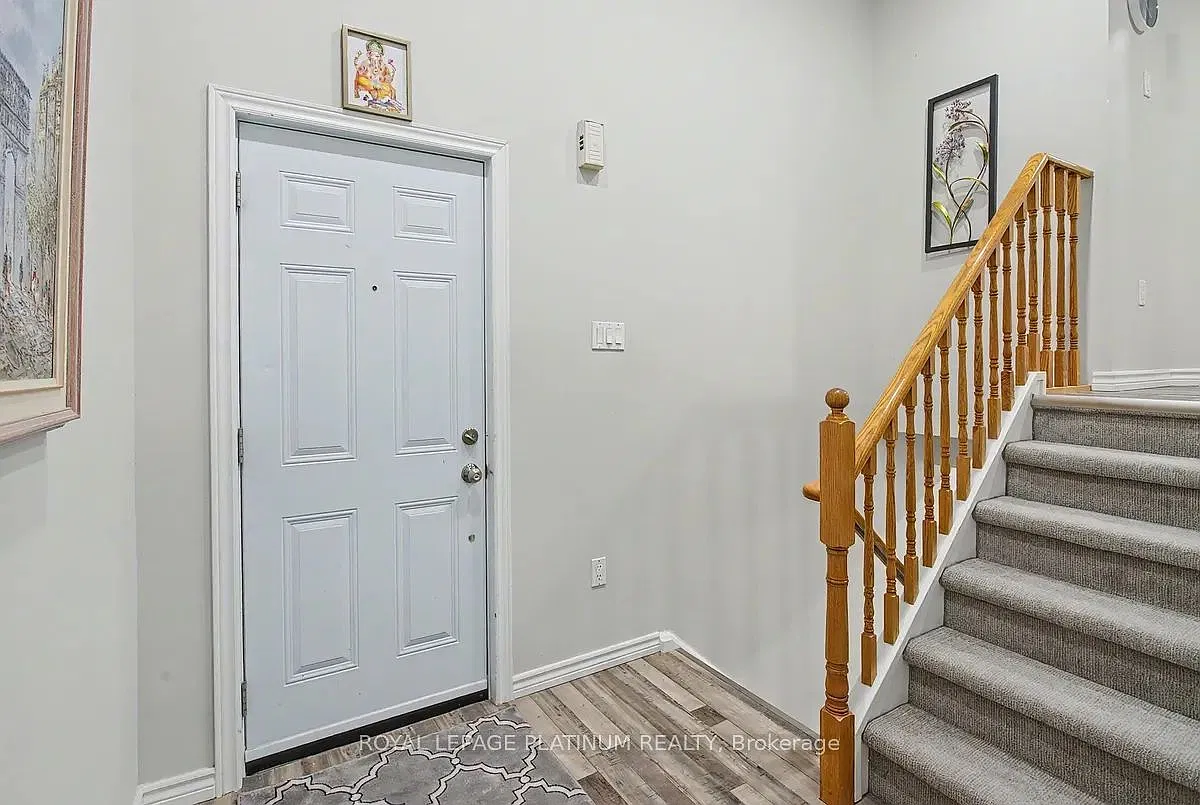 3 bed, $3,000 — Photo 3