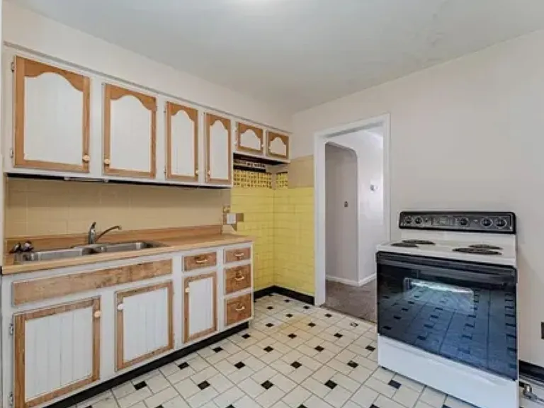 Kitchen 2
