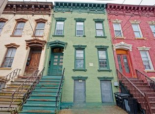 114 Lark St, Albany, NY 12210