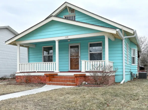 1227 13th St, Des Moines, IA 50314