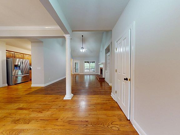 3rd image of 1331 N College St