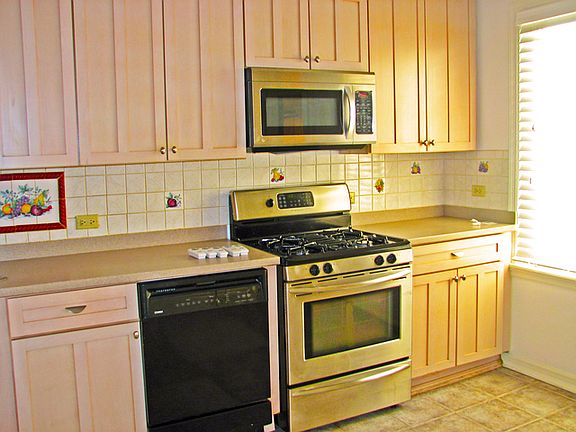 4th image of 5514 N Mason Ave