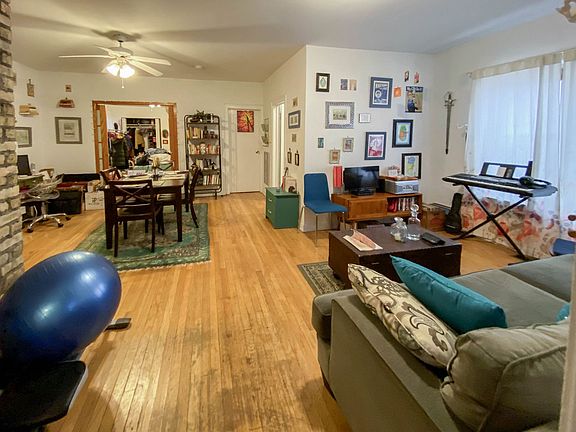 4th image of 4817 N Wolcott Ave APT 4819-2B