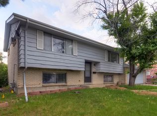 12807 E Nevada Cir, Aurora, CO 80012