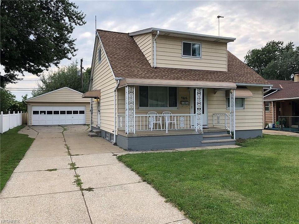 1st image of 4606 W 192nd St