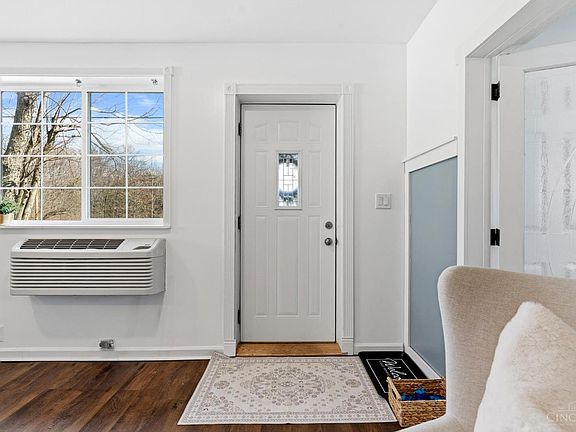 5th image of 369 Beechwood Rd