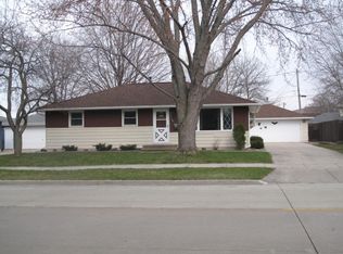 2418 S Kernan Ave, Appleton, WI 54915