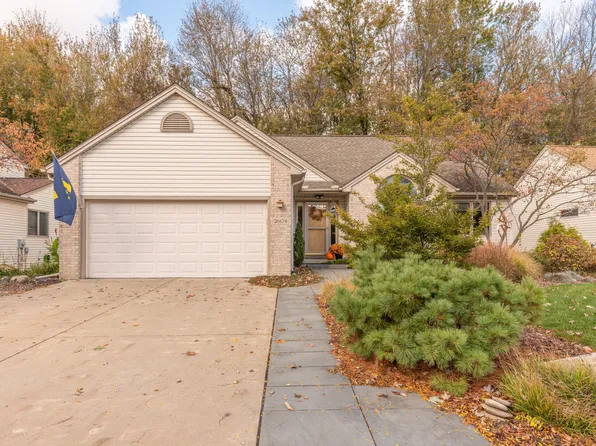 2604 Wildwood Trl, Saline, MI 48176