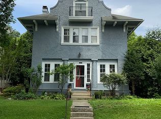 1325 Garfield Ave, Wyomissing, PA 19610