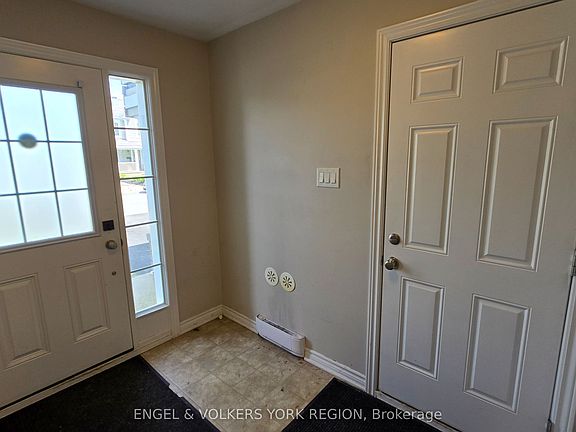 5th image of 191 Soleil Ave