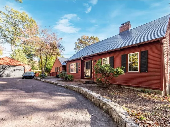 584 Division St, East Greenwich, RI 02818