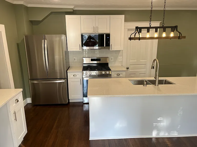 Gas Stove & Microwave